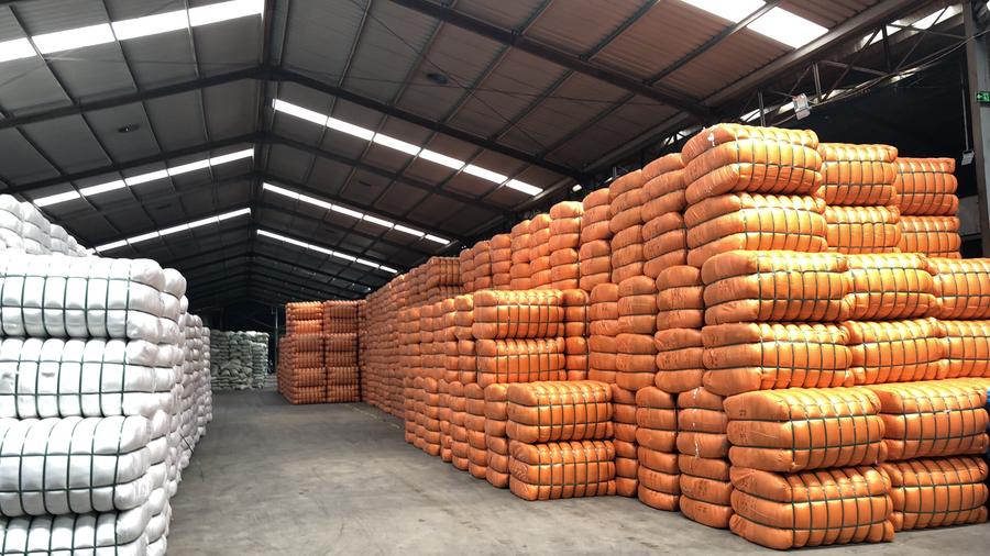 Recycled polyester fiber bales - circular economy in practice
